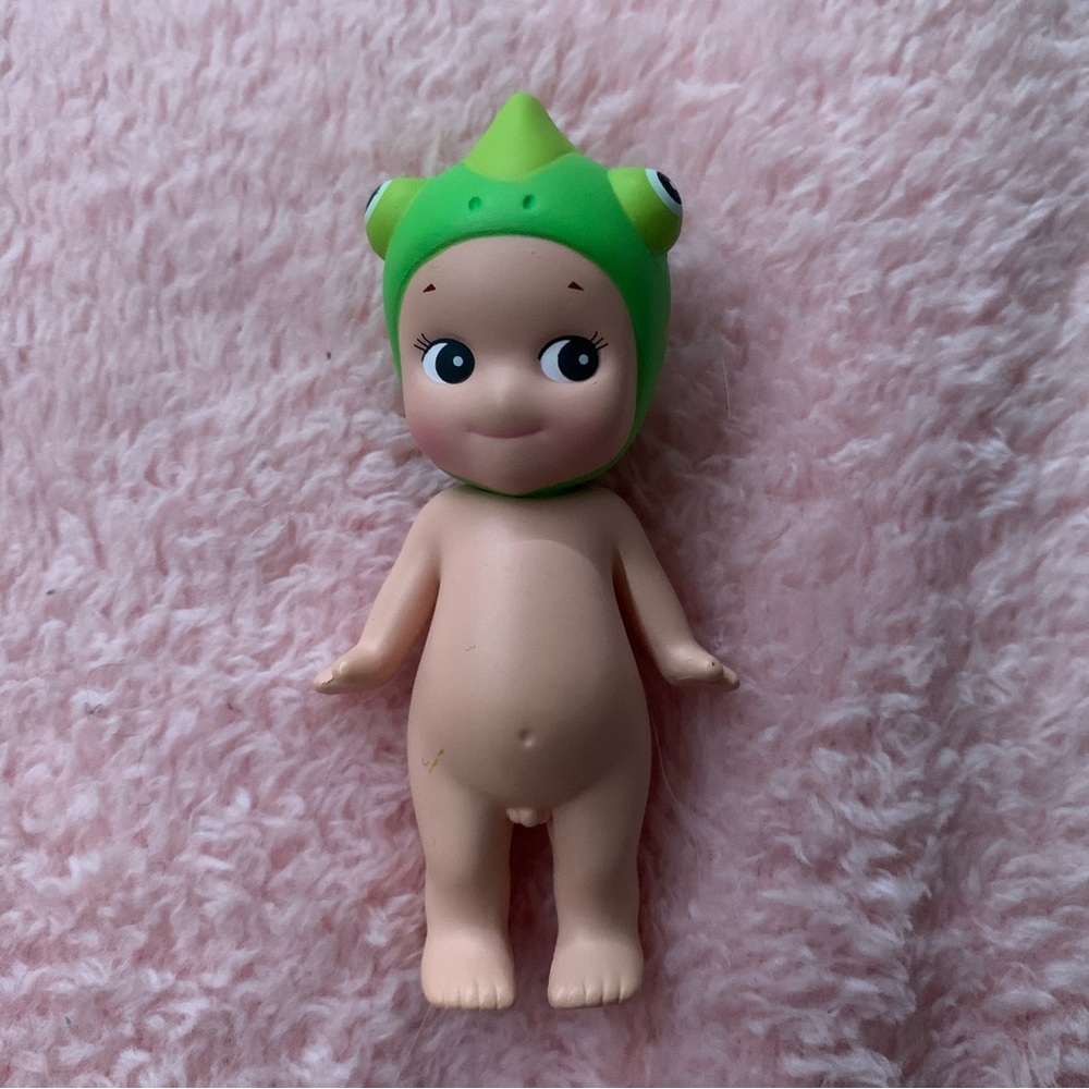 chameleon sonny angel
